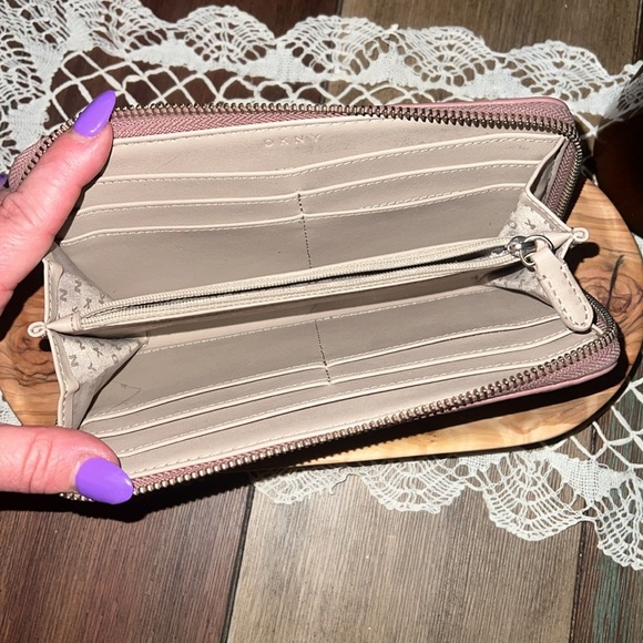 *SOLD on MERCARI DKNY leather zip around wallet - lined - many pockets - - Picture 3 of 4